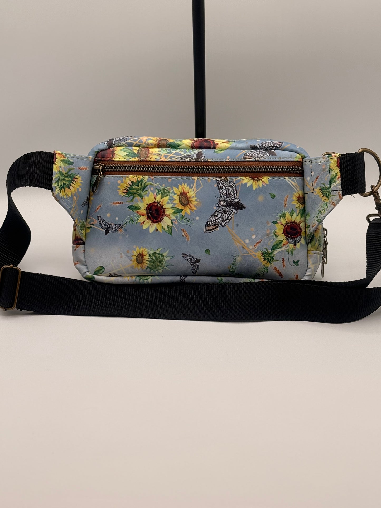 Louie Waist Sling