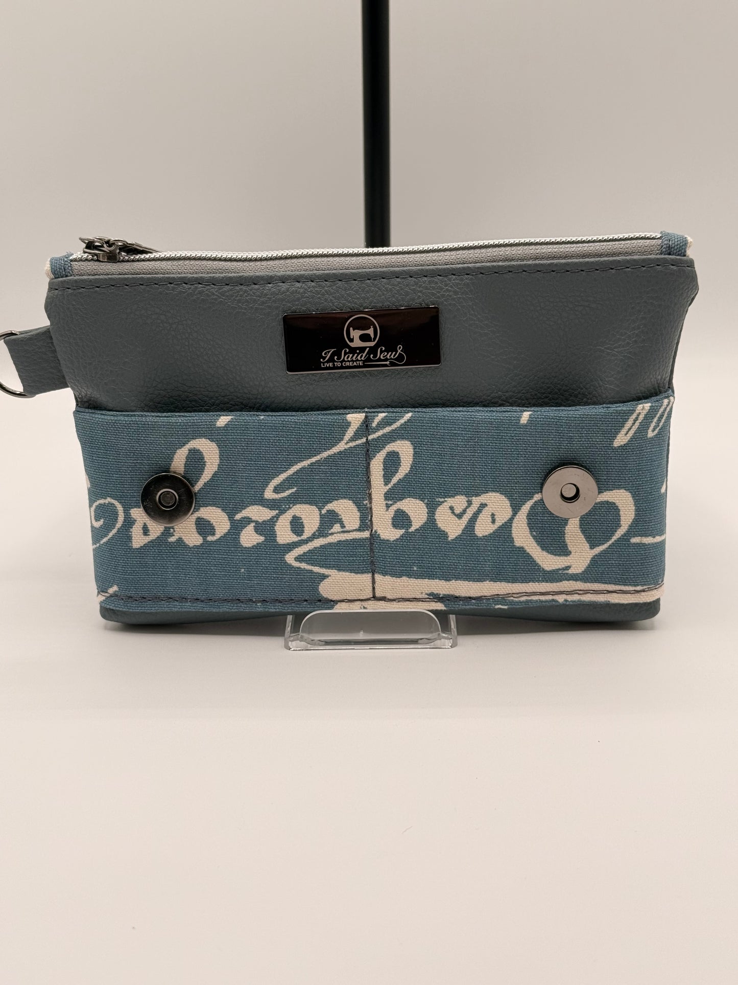 Alice wristlet