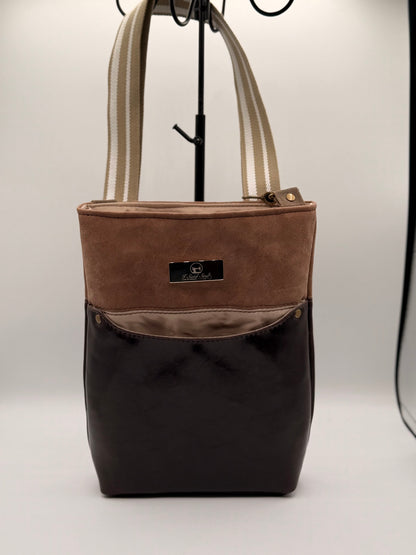 The Teloujay Crossbody Bag - Vinyl